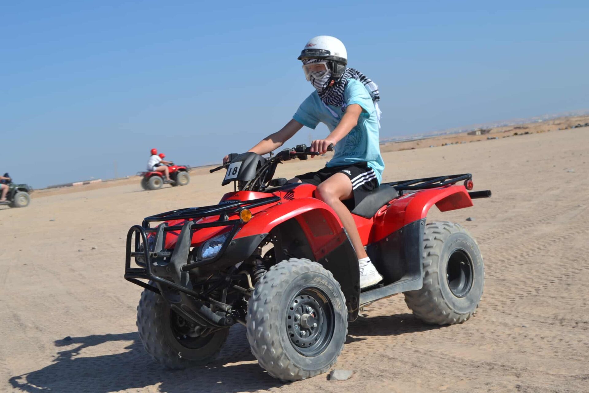 Ab Marsa Alam Quad Safari bei Sonnenuntergang