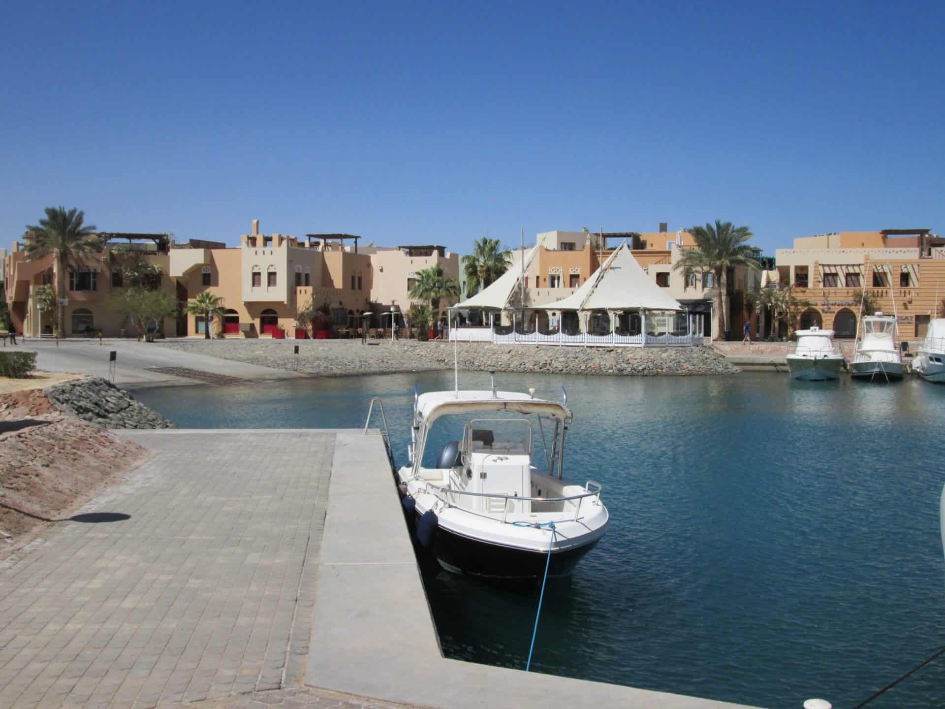 Ab Safaga Hafen El Gouna Stadtrundfahrt Private Tour