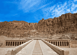 Ausflug Kairo Luxor Flugzeug